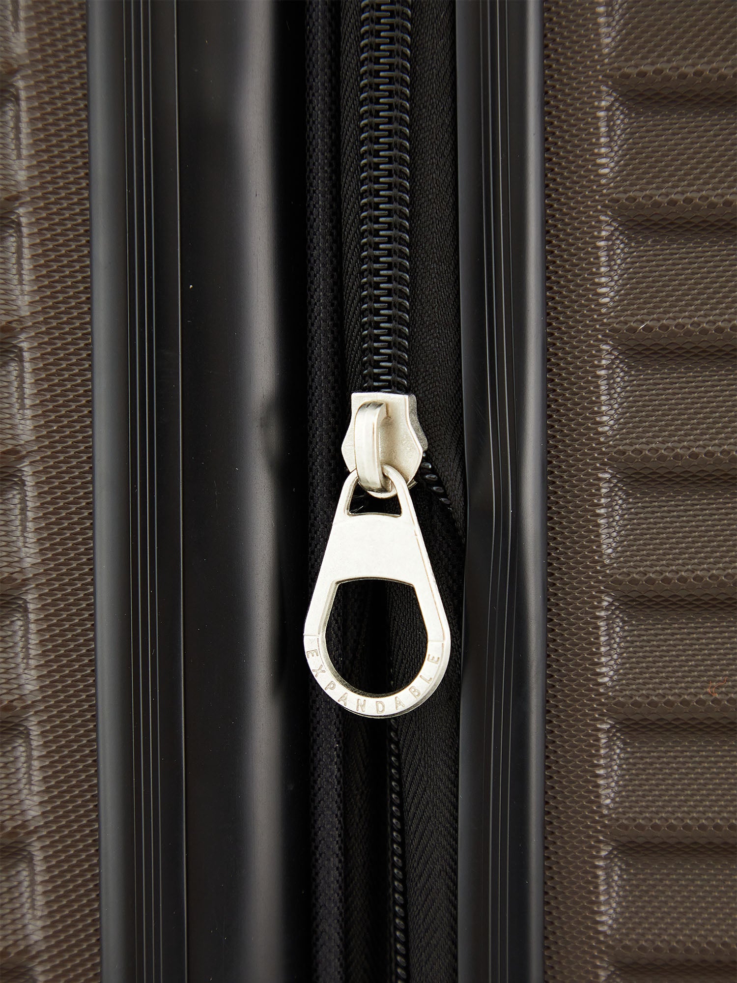 Wrangler 20-inch Hardside Carry-On