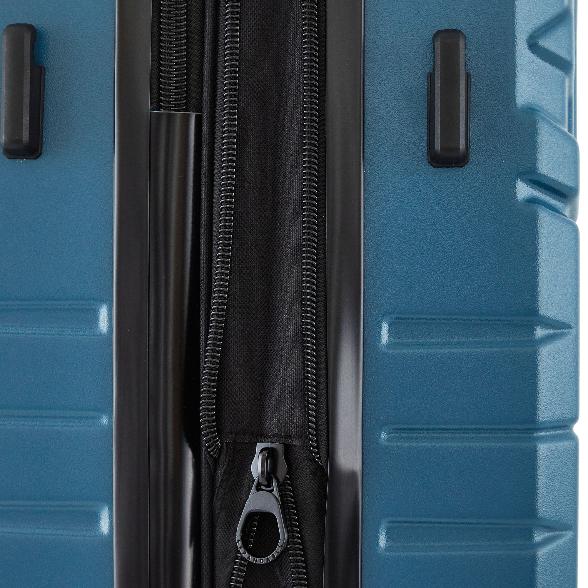 Alpine 22 in. Expandable Rolling Hardside Carry-On Luggage